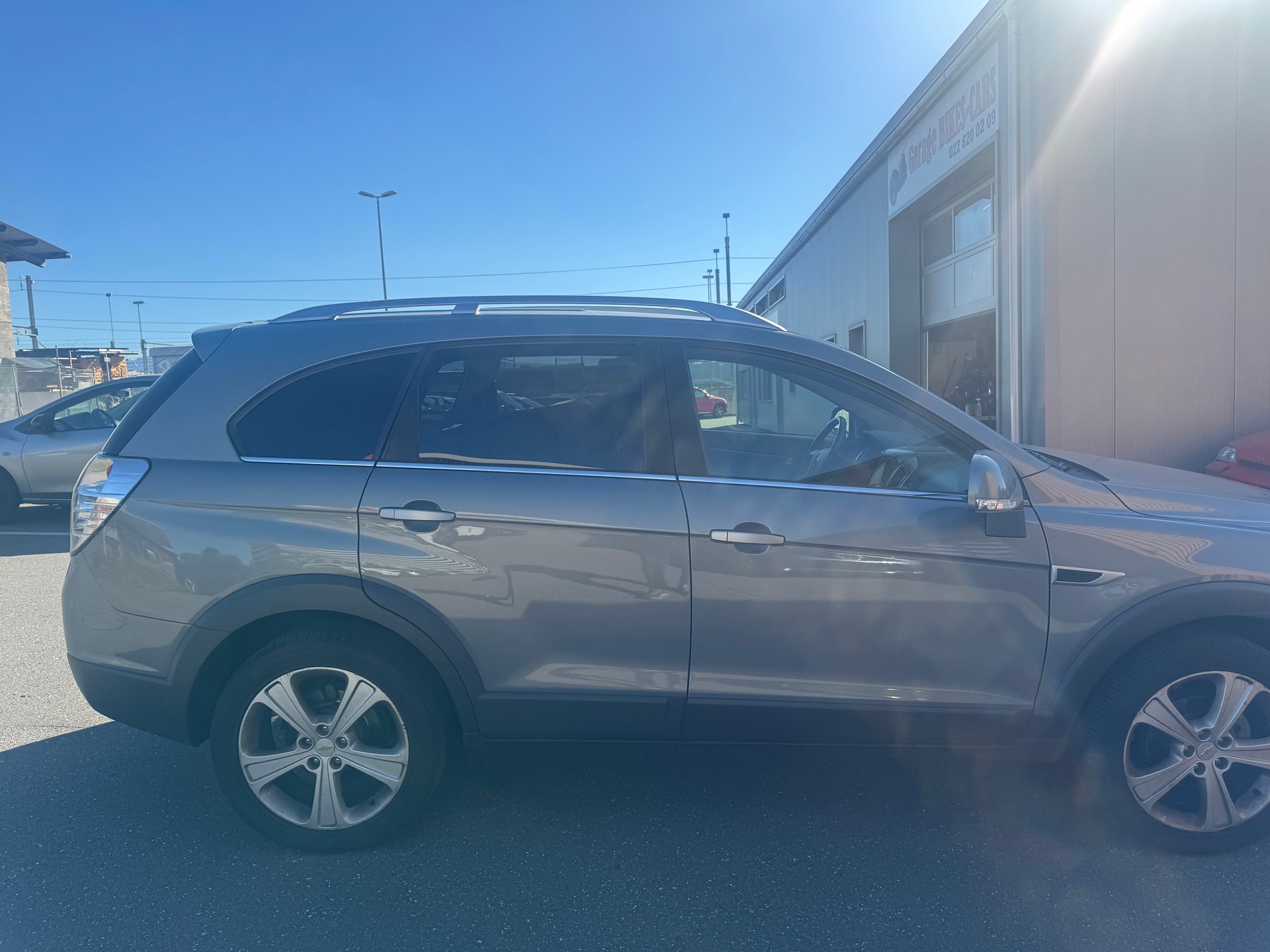 CHEVROLET Captiva 2.2 VCDi LTZ 4WD Automatic-image-2