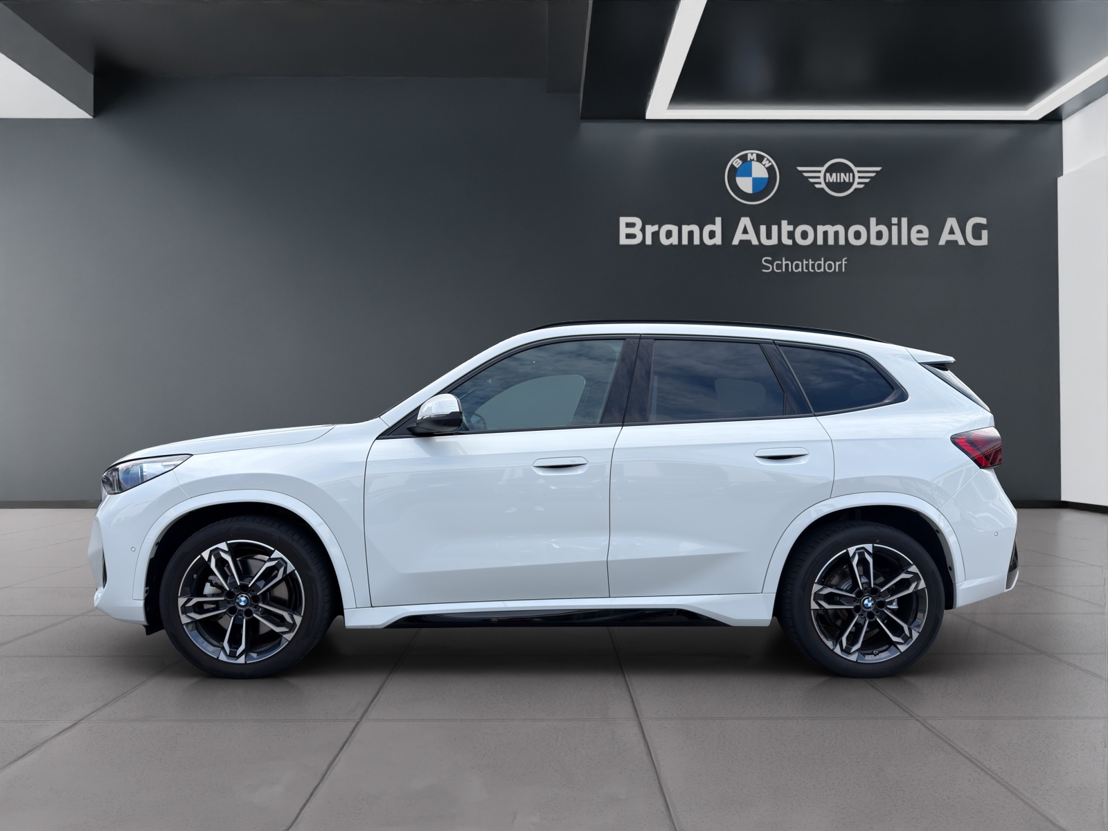 BMW X1 23d xDrive-image-1