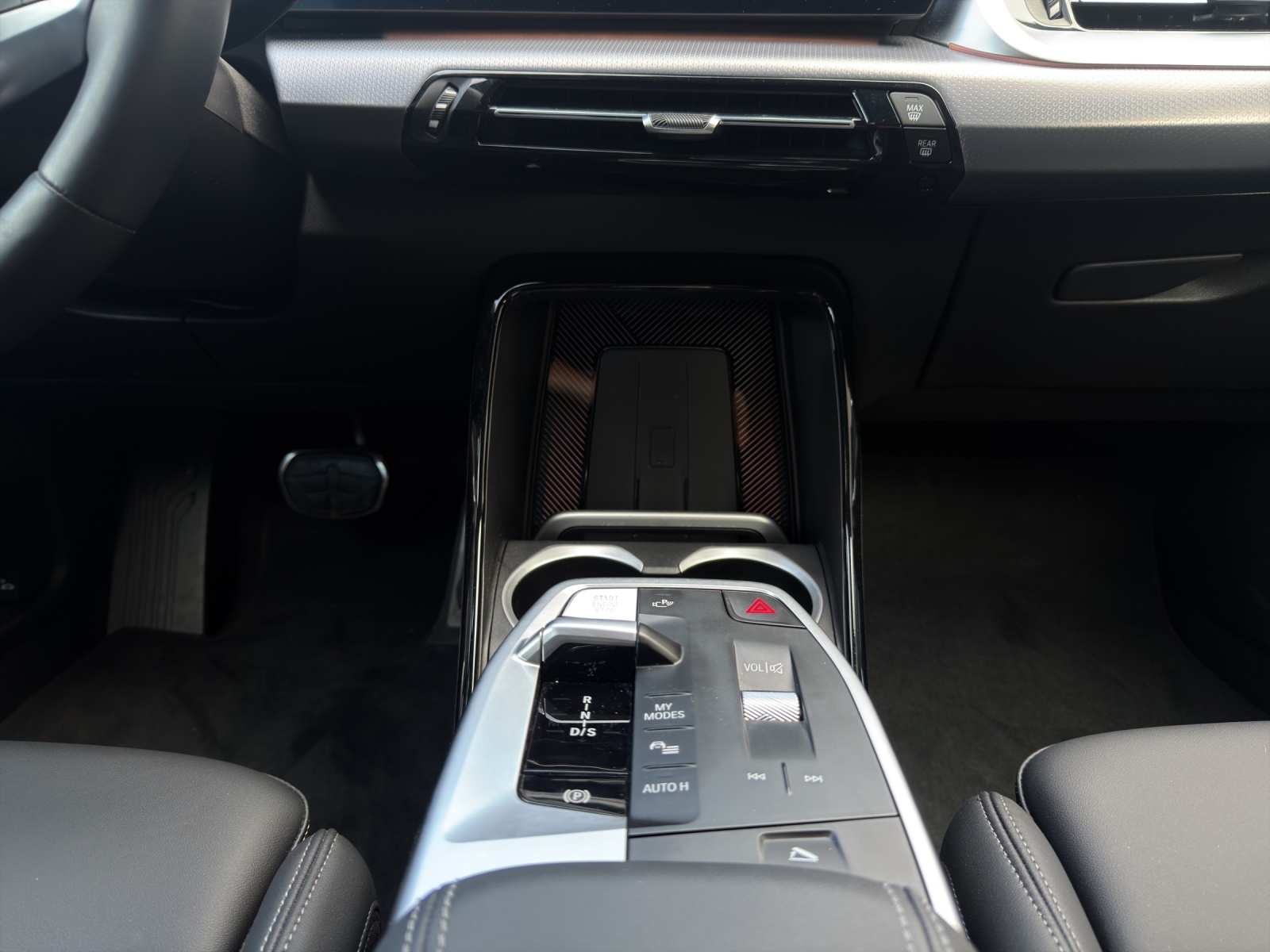 BMW X1 23d xDrive-image-17