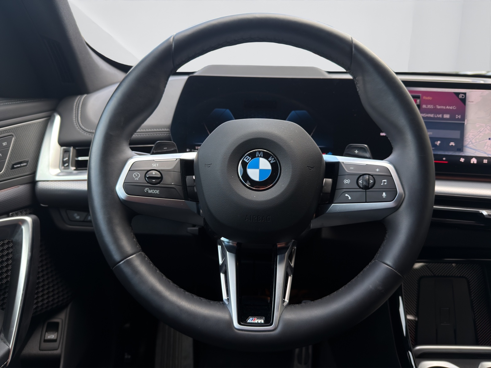 BMW X1 23d xDrive-image-16