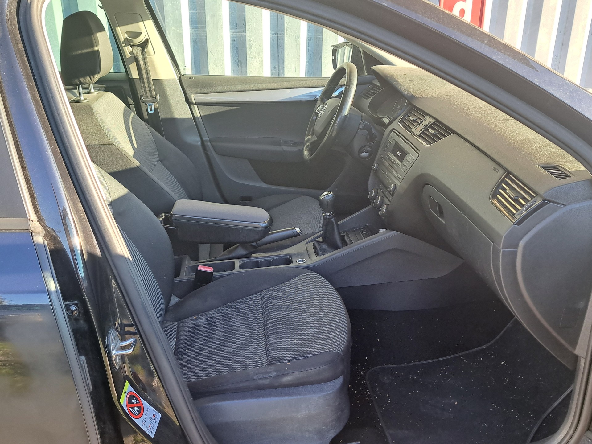 SKODA Octavia Combi 1.4 TSI Elegance-image-7