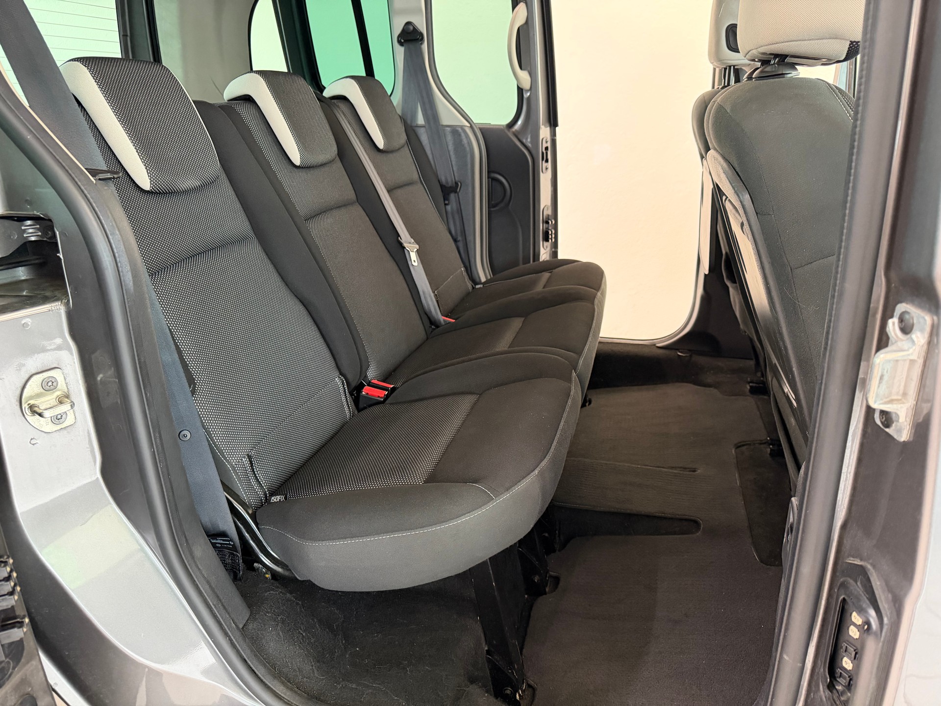 RENAULT Kangoo 1.2 16V Turbo Extrem-image-10