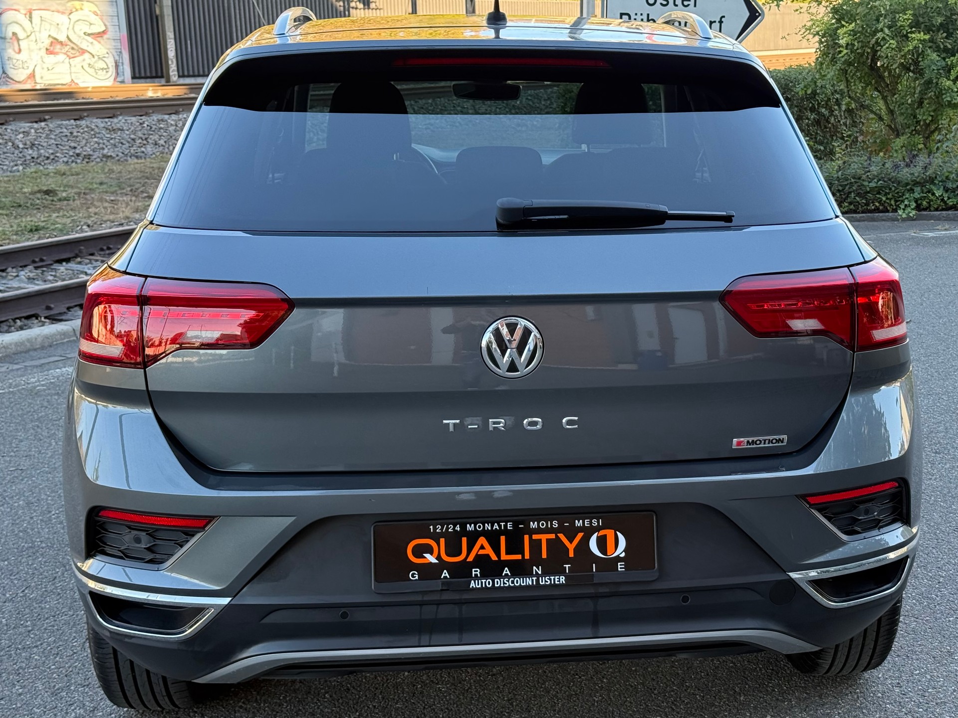 VW T-Roc 1.5 TSI EVO Advance DSG 4Motion-image-4