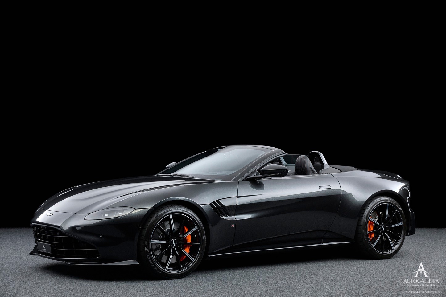 ASTON MARTIN V8 Vantage 4.0 Roadster-image-1