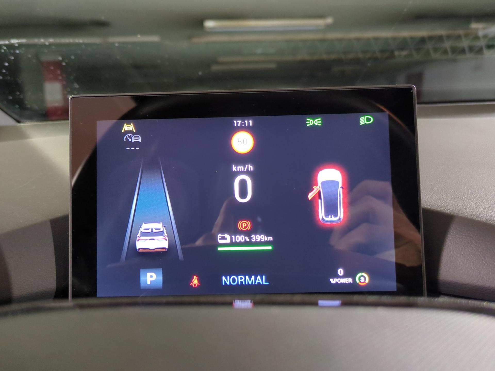 MG 4 EV 64kWh Luxury-image-19