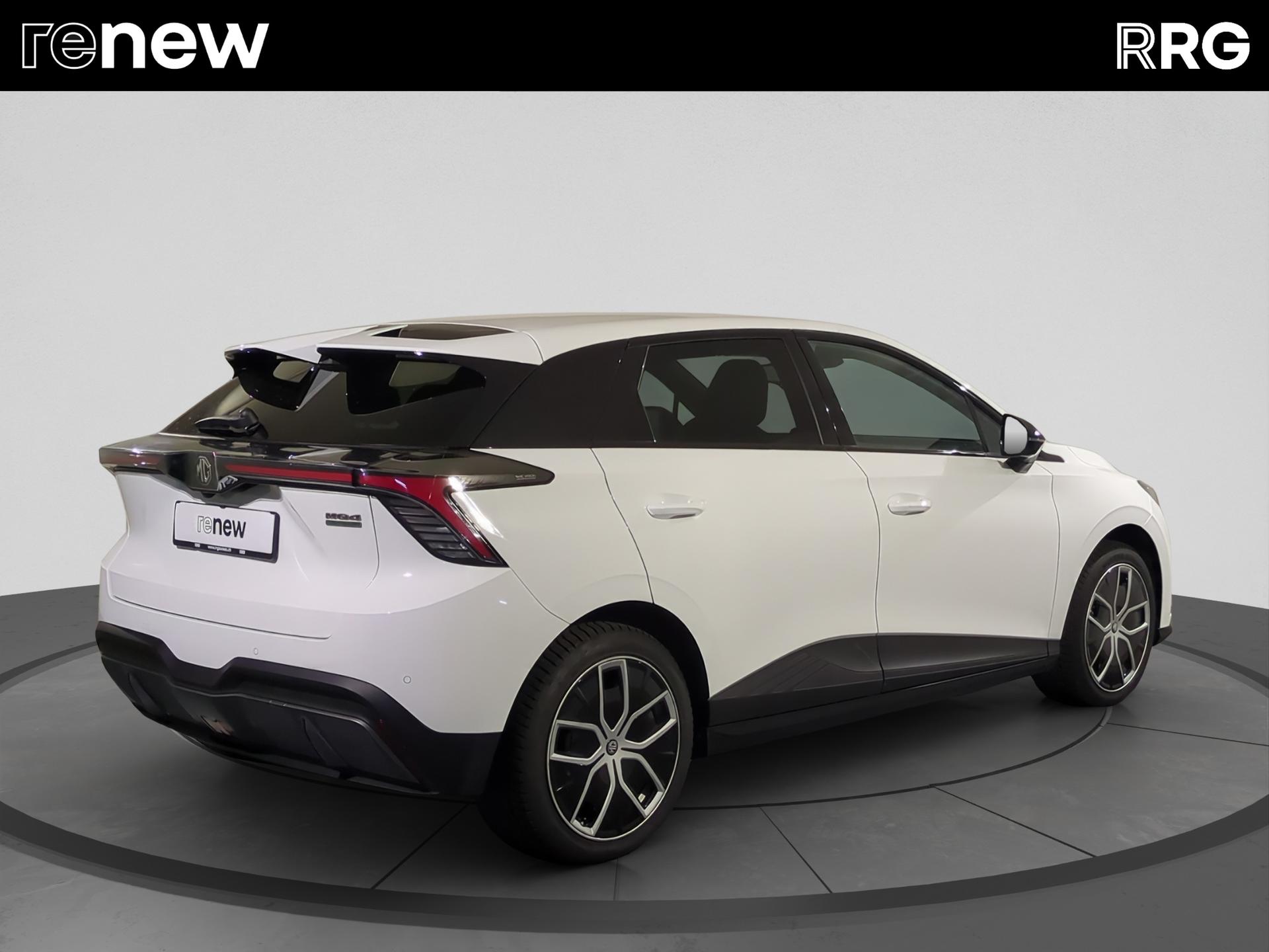 MG 4 EV 64kWh Luxury-image-2