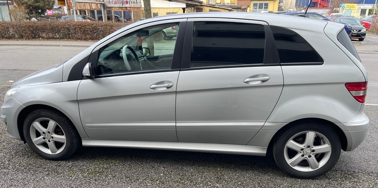 MERCEDES-BENZ B 180 CDI-image-7