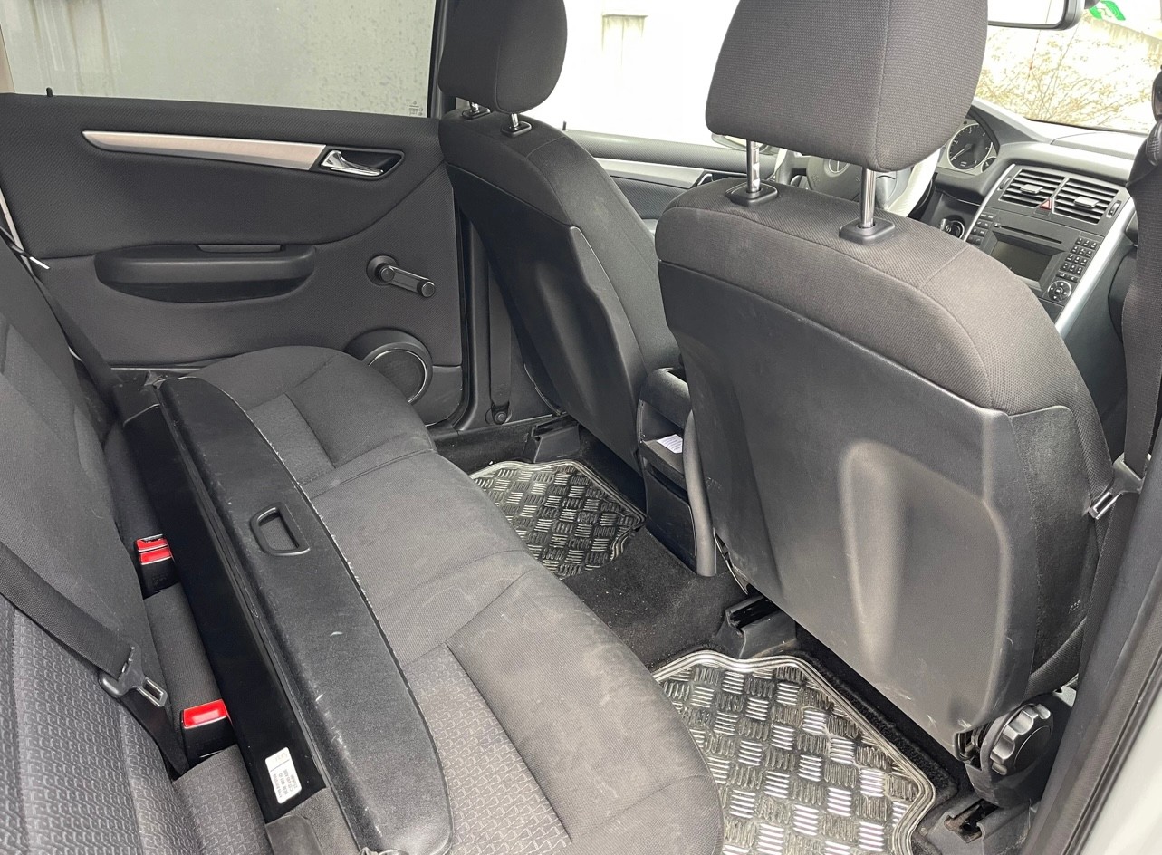 MERCEDES-BENZ B 180 CDI-image-10