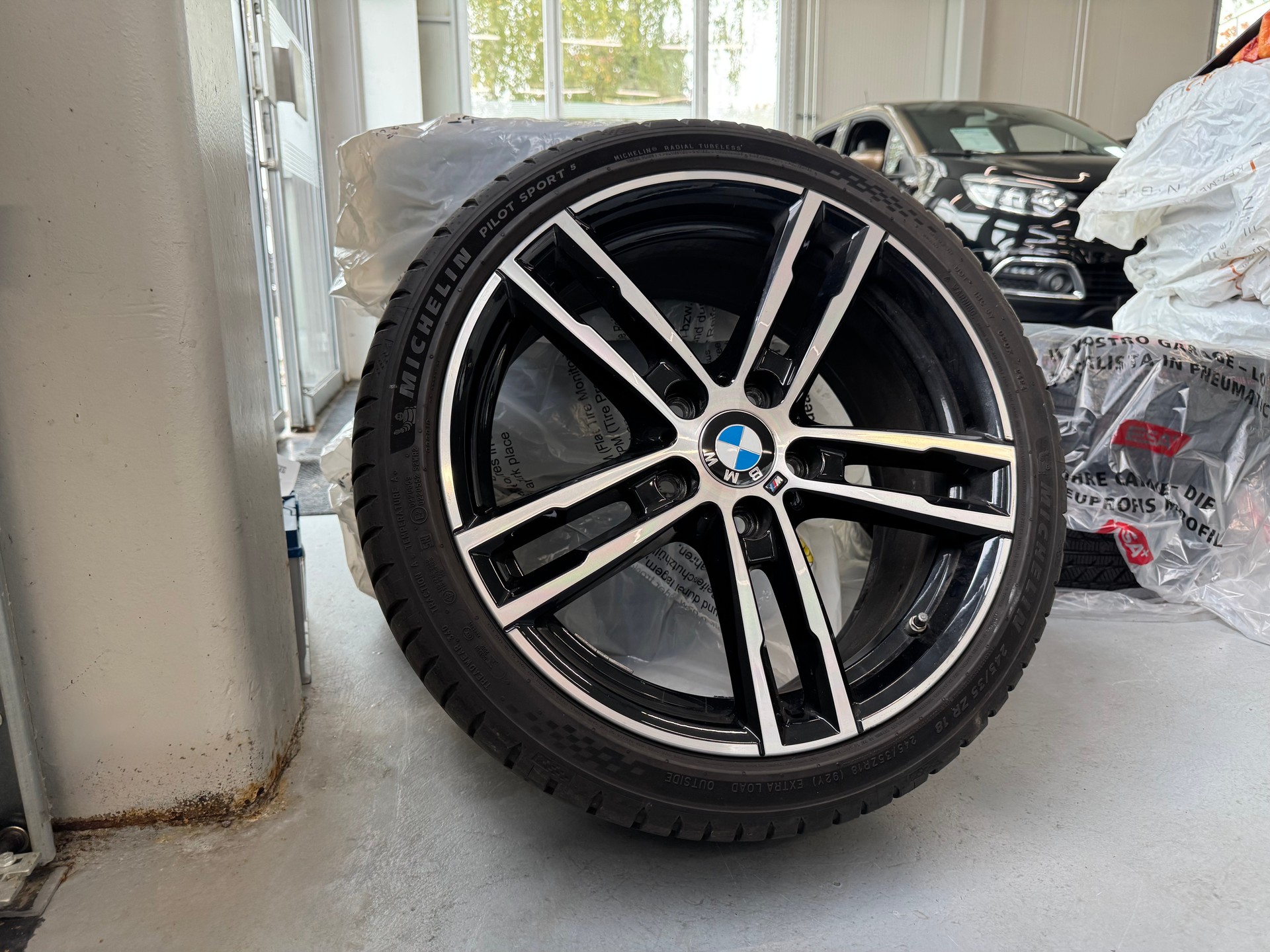 BMW 118i Steptronic *Tempomat*DAB+ uvm.*-image-24