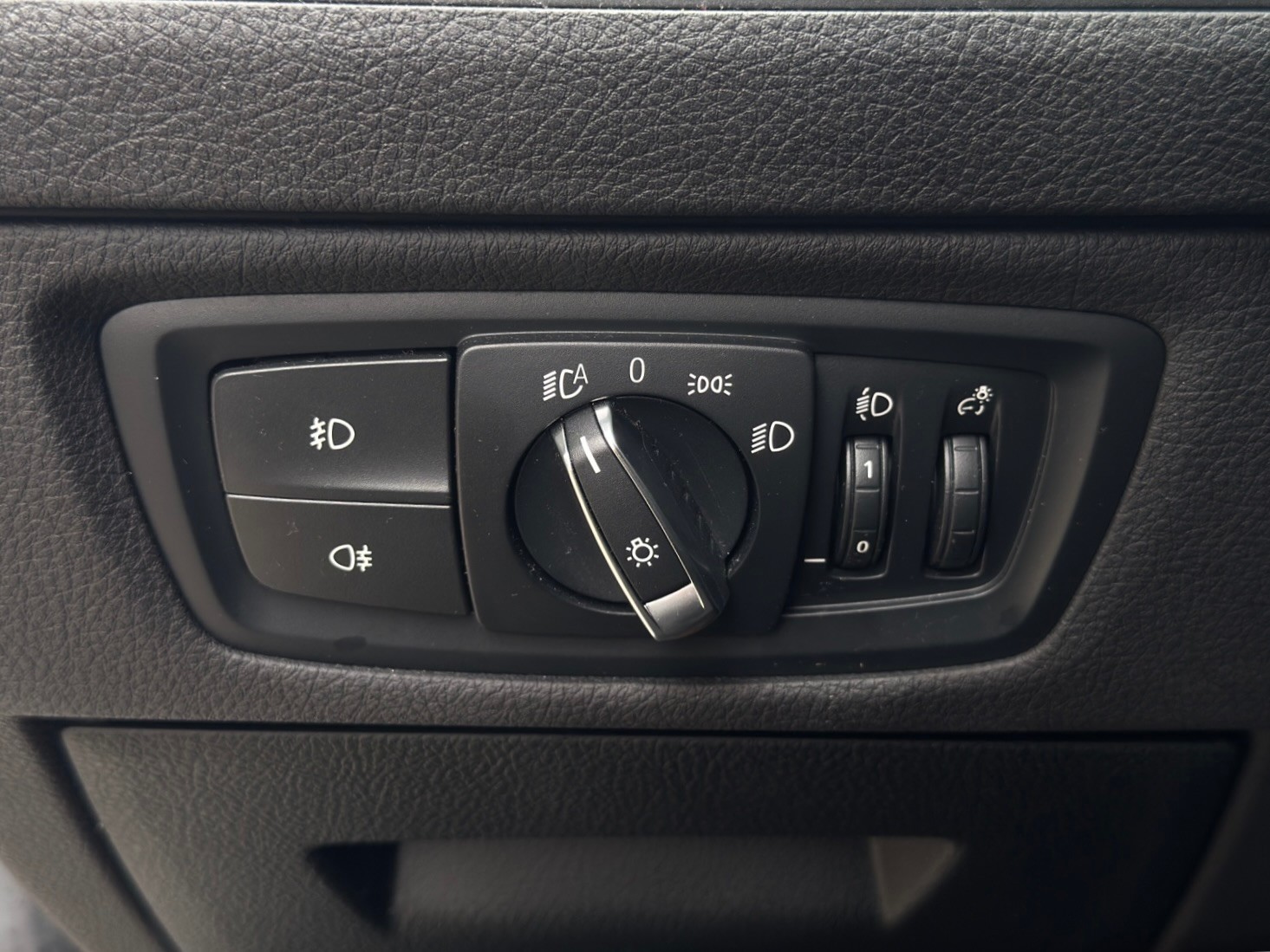 BMW 118i Steptronic *Tempomat*DAB+ uvm.*-image-20
