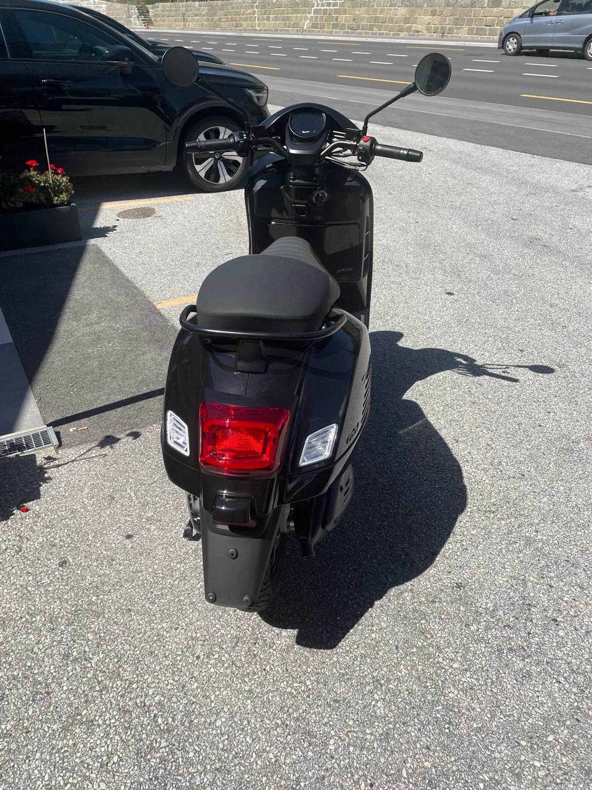 PIAGGIO Vespa GTV 300-image-4