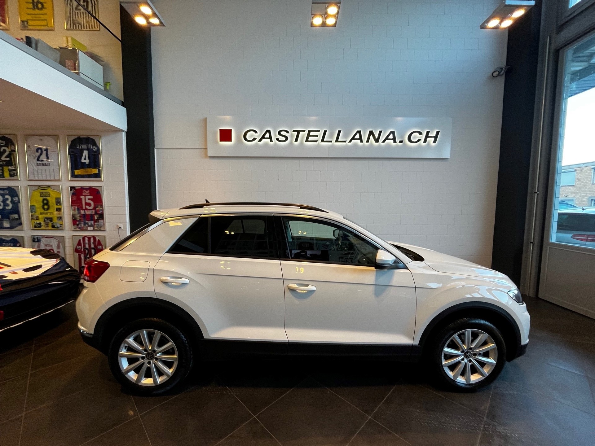 VW T-Roc 1.5 TSI EVO Advance DSG-image-4