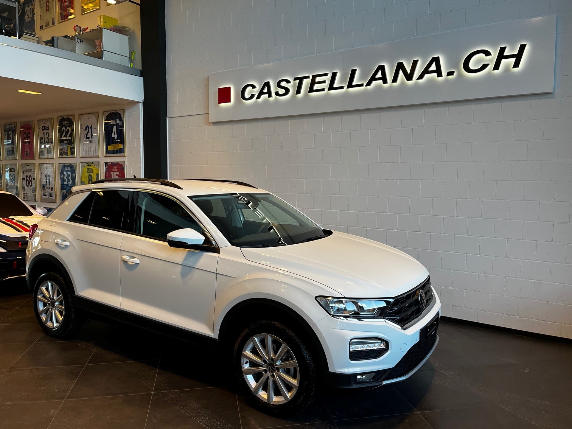 VW T-Roc 1.5 TSI EVO Advance DSG-image-0