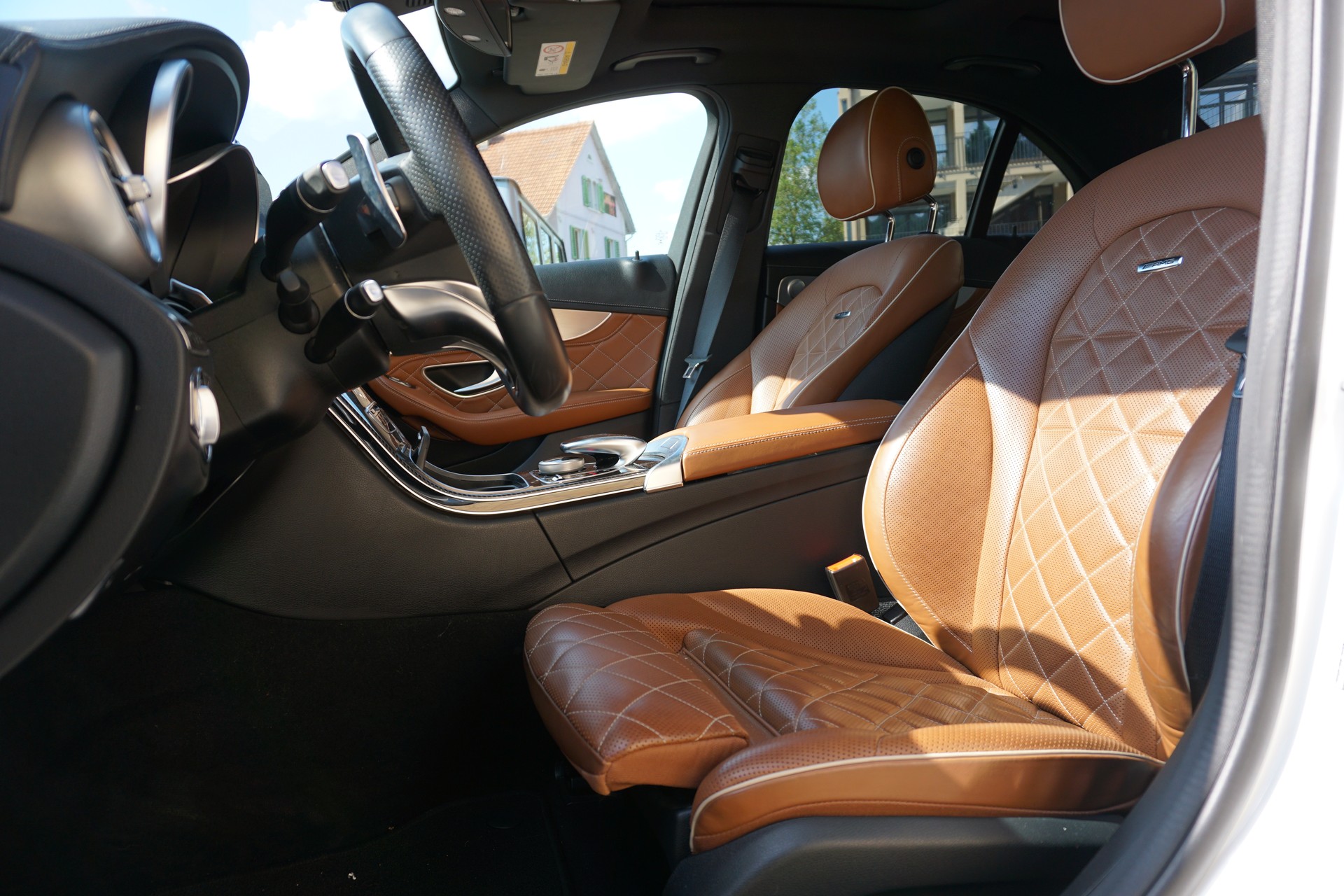 MERCEDES-BENZ C 63 AMG Speedshift-image-12