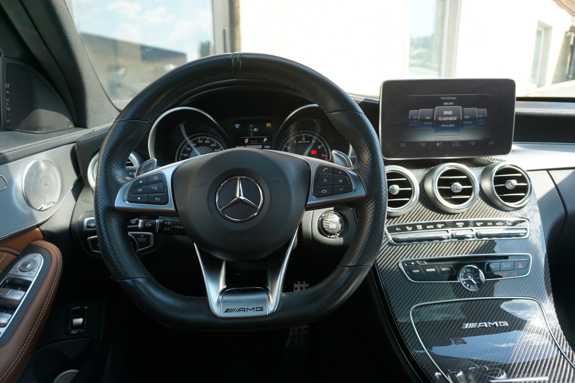 MERCEDES-BENZ C 63 AMG Speedshift-image-11