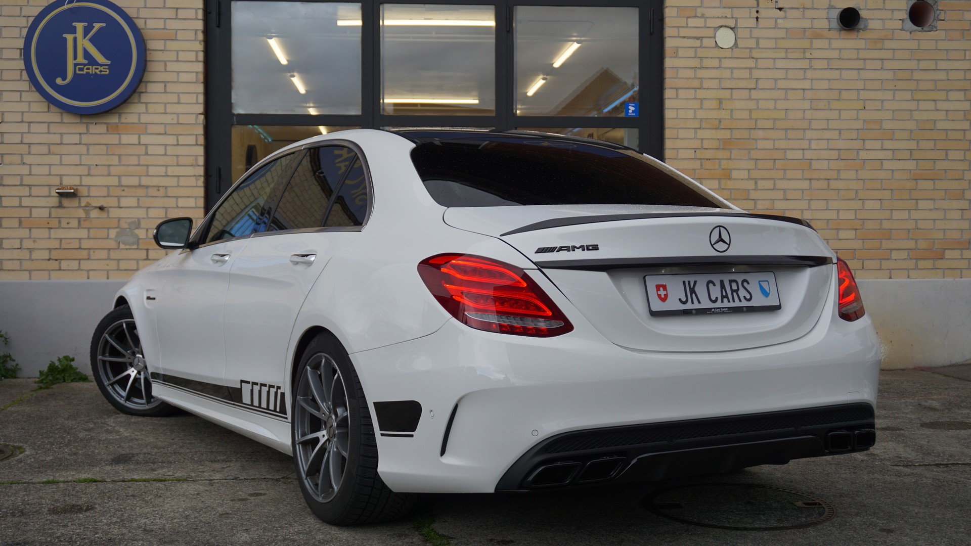 MERCEDES-BENZ C 63 AMG Speedshift-image-7