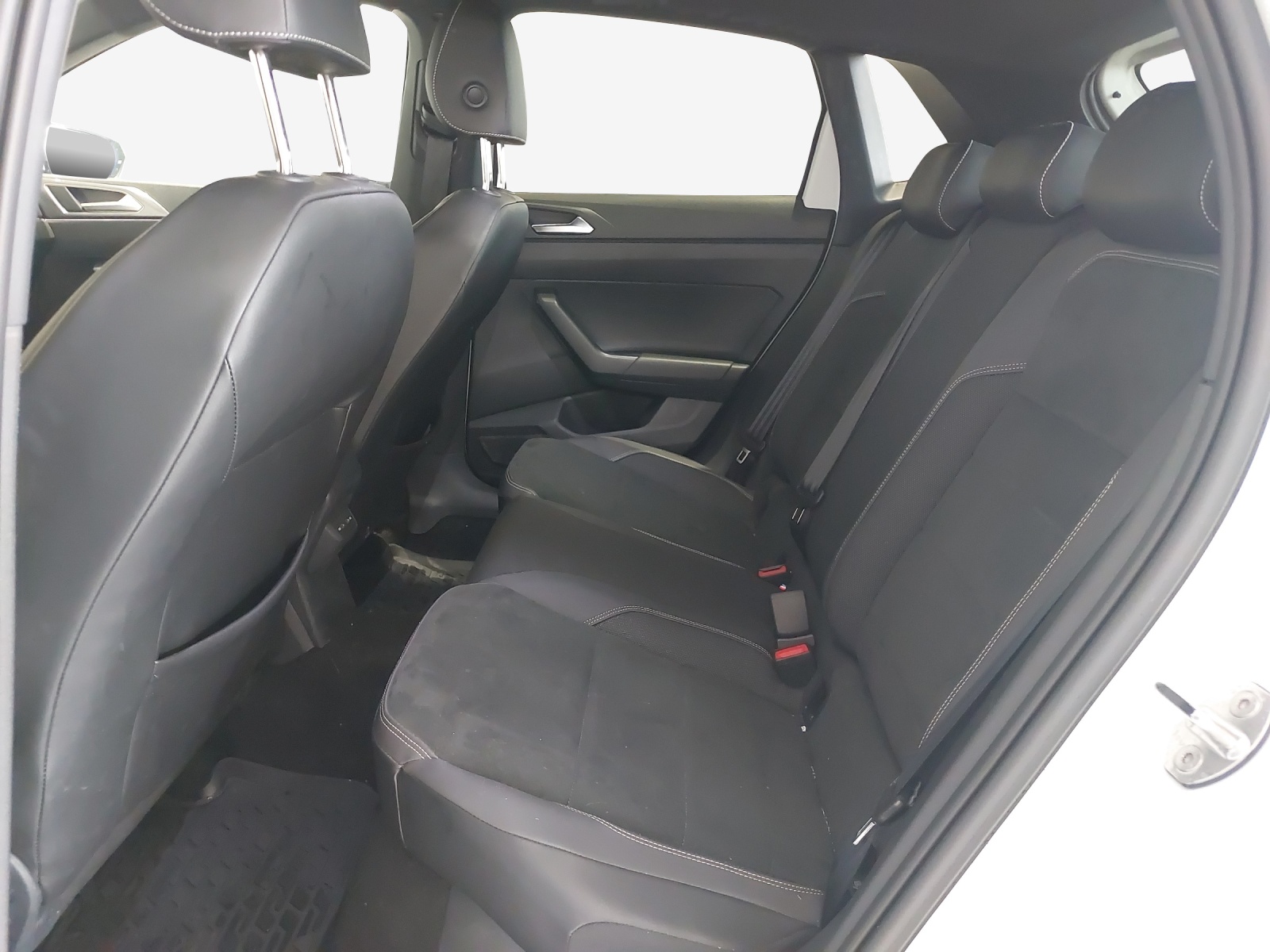 VW Polo 2.0 TSI GTI 75 Edition DSG-image-8