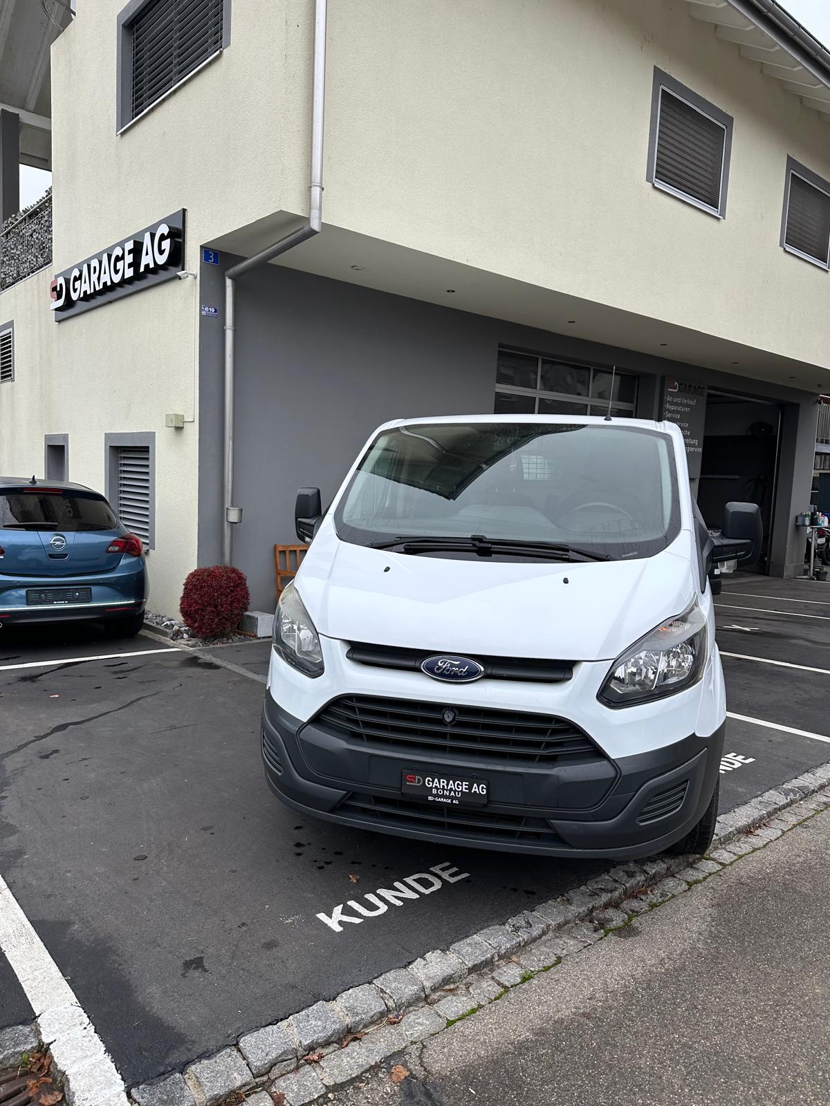 FORD Transit Custom Van 270 L1H1 Startup-image-1