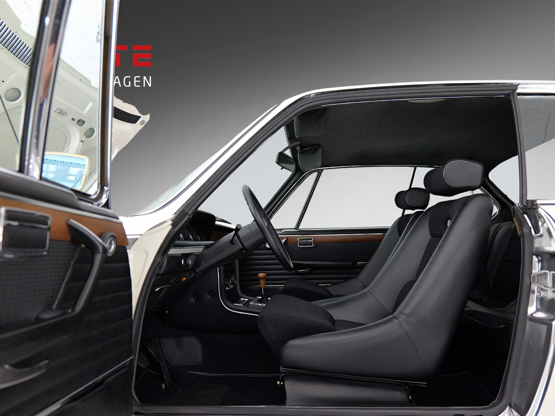 BMW 3.0 CSL   (E9)-showroom-element-3
