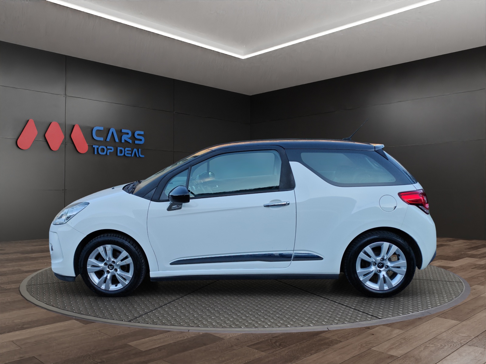 DS AUTOMOBILES DS3 1.2 VTi SO Chic-image-1