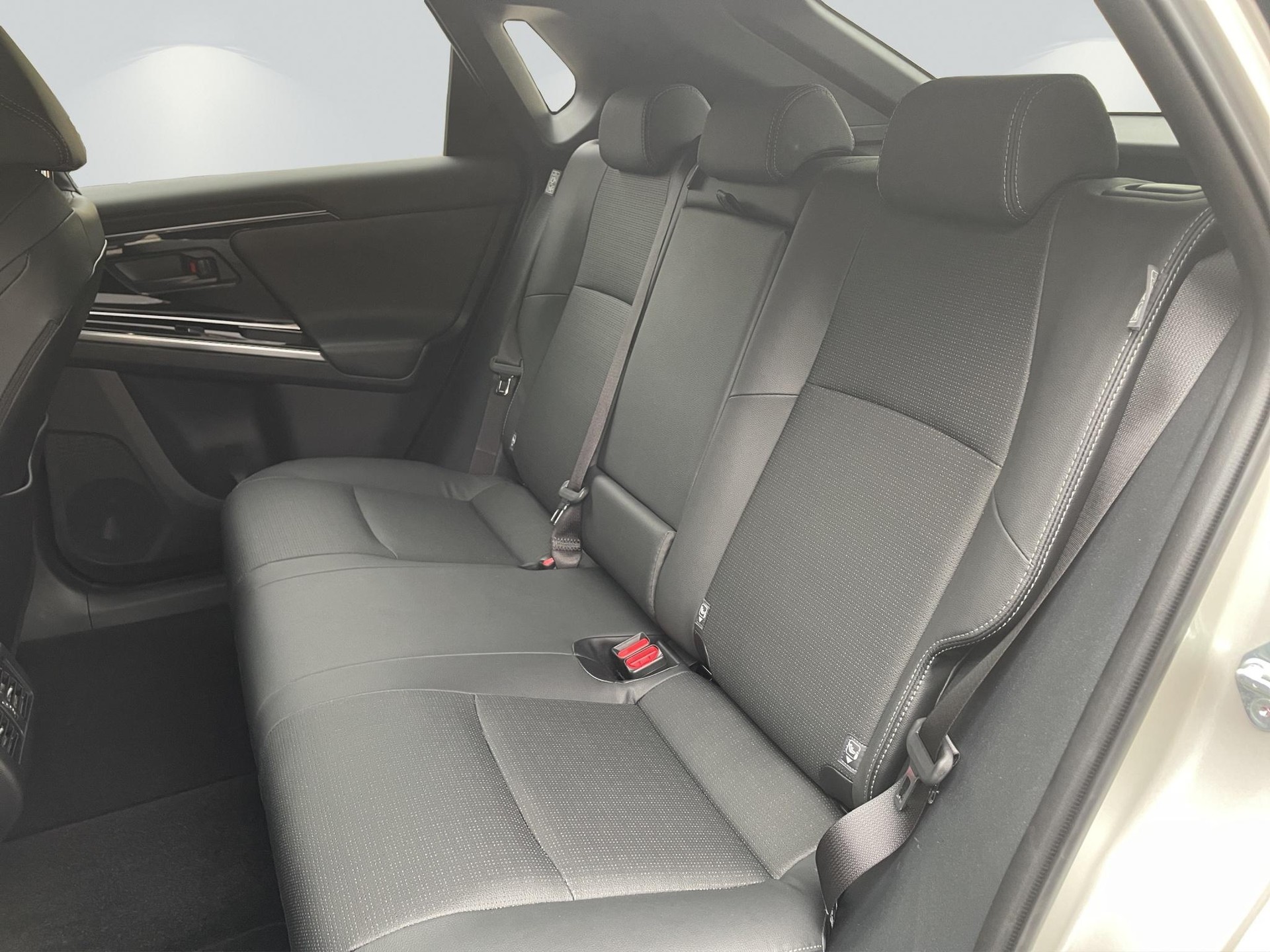 TOYOTA bZ4X Premium-image-12