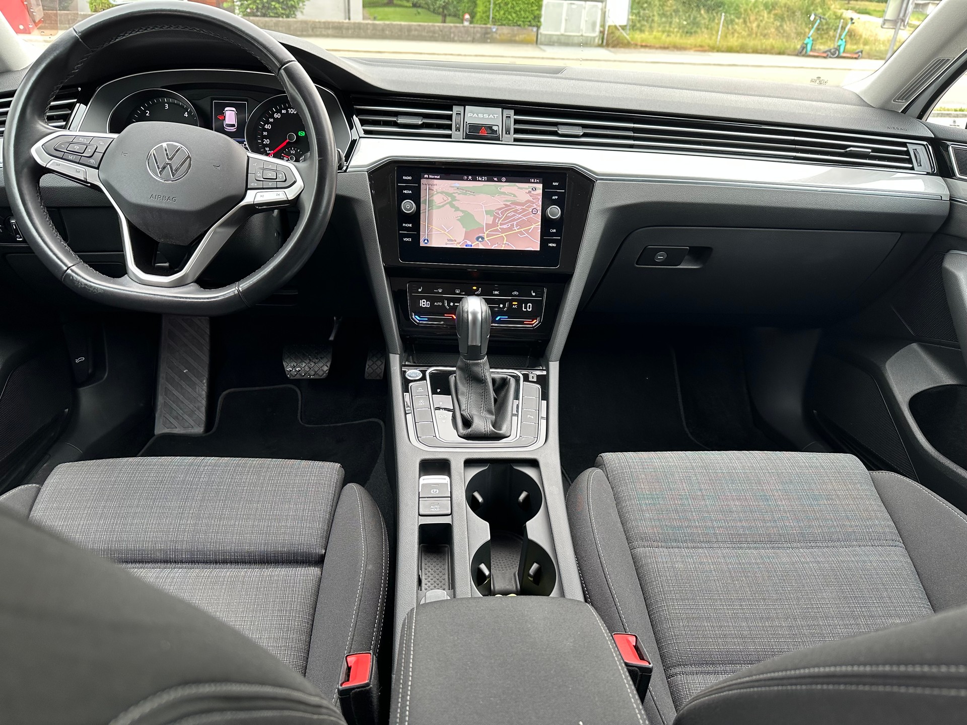 VW Passat 2.0 TDI BMT Business DSG-image-4