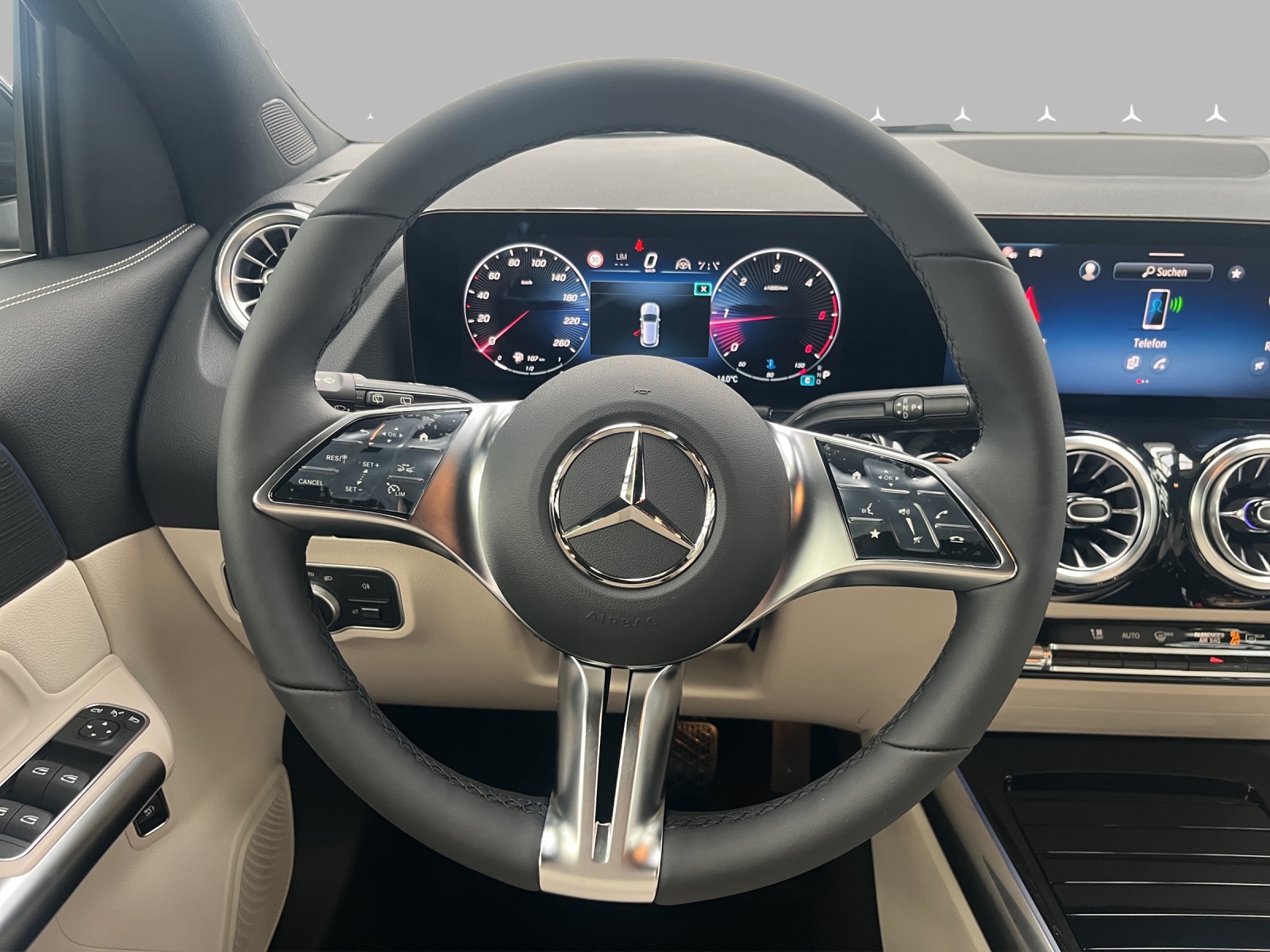 MERCEDES-BENZ GLA 220d 4Matic 8G-DCTSwiss Star-image-11