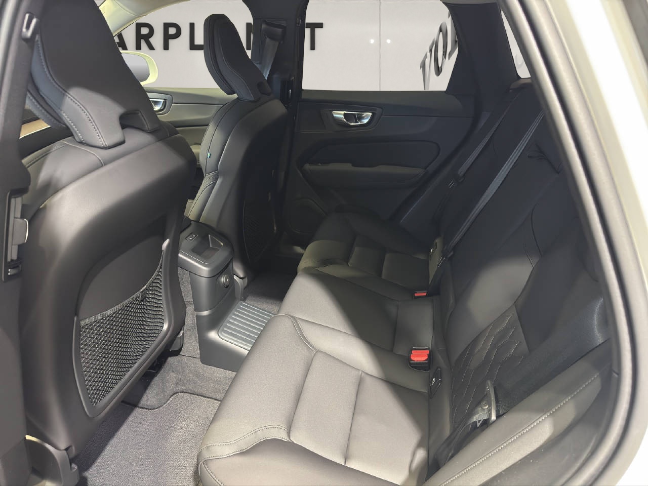 VOLVO XC60 2.0 T8 TE Ultra Bright eAWD-image-5