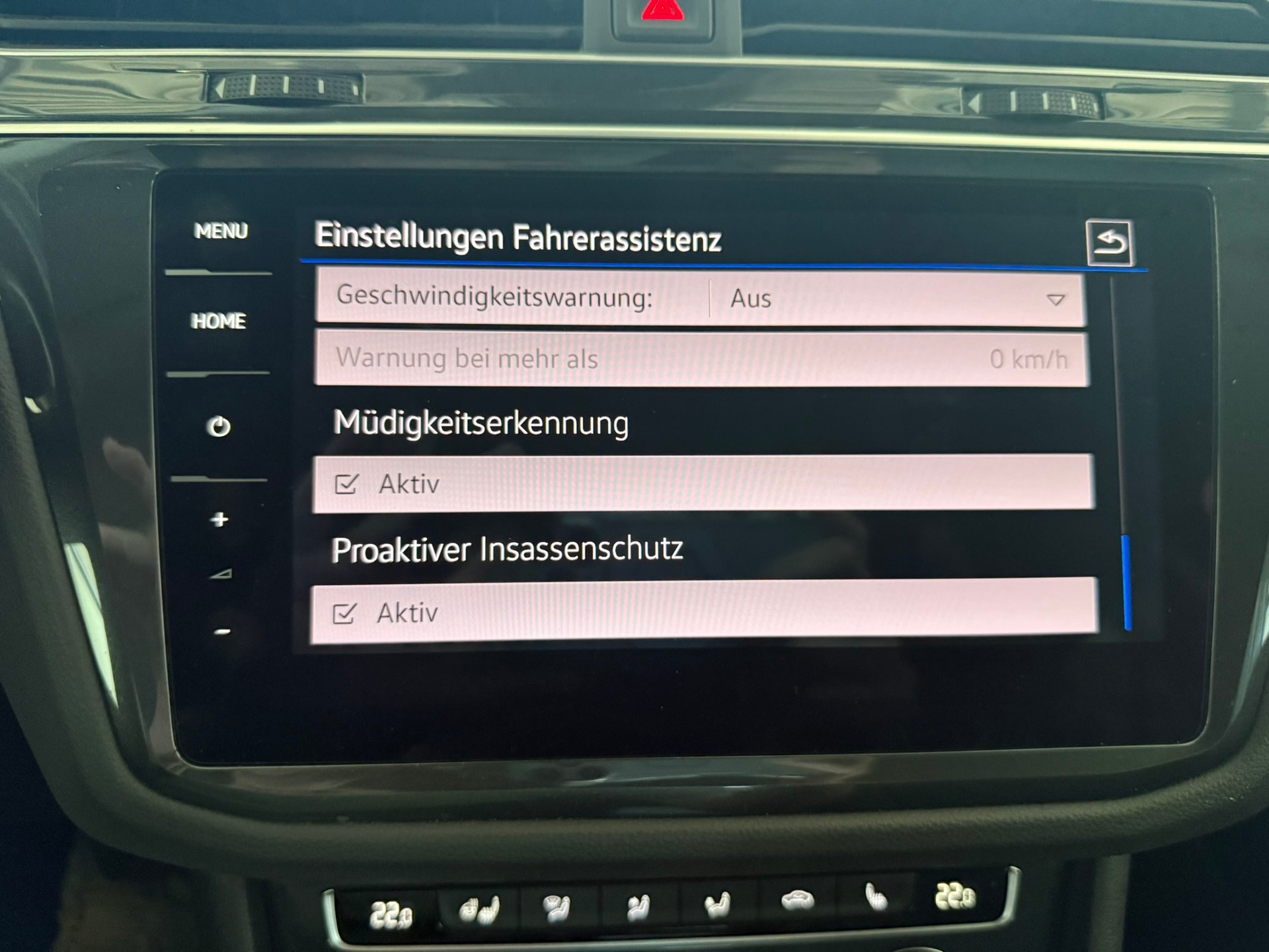 VW Tiguan 2.0 TDI SCR Highline 4Motion DSG-image-24