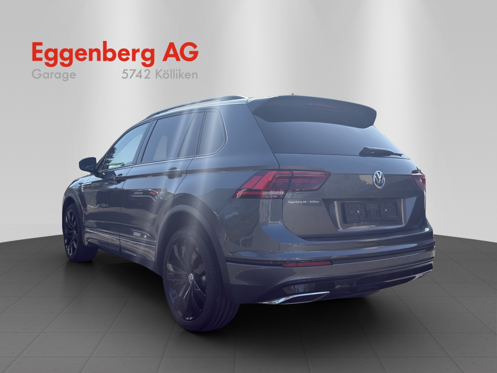 VW Tiguan 2.0 TDI SCR Highline 4Motion DSG-image-2