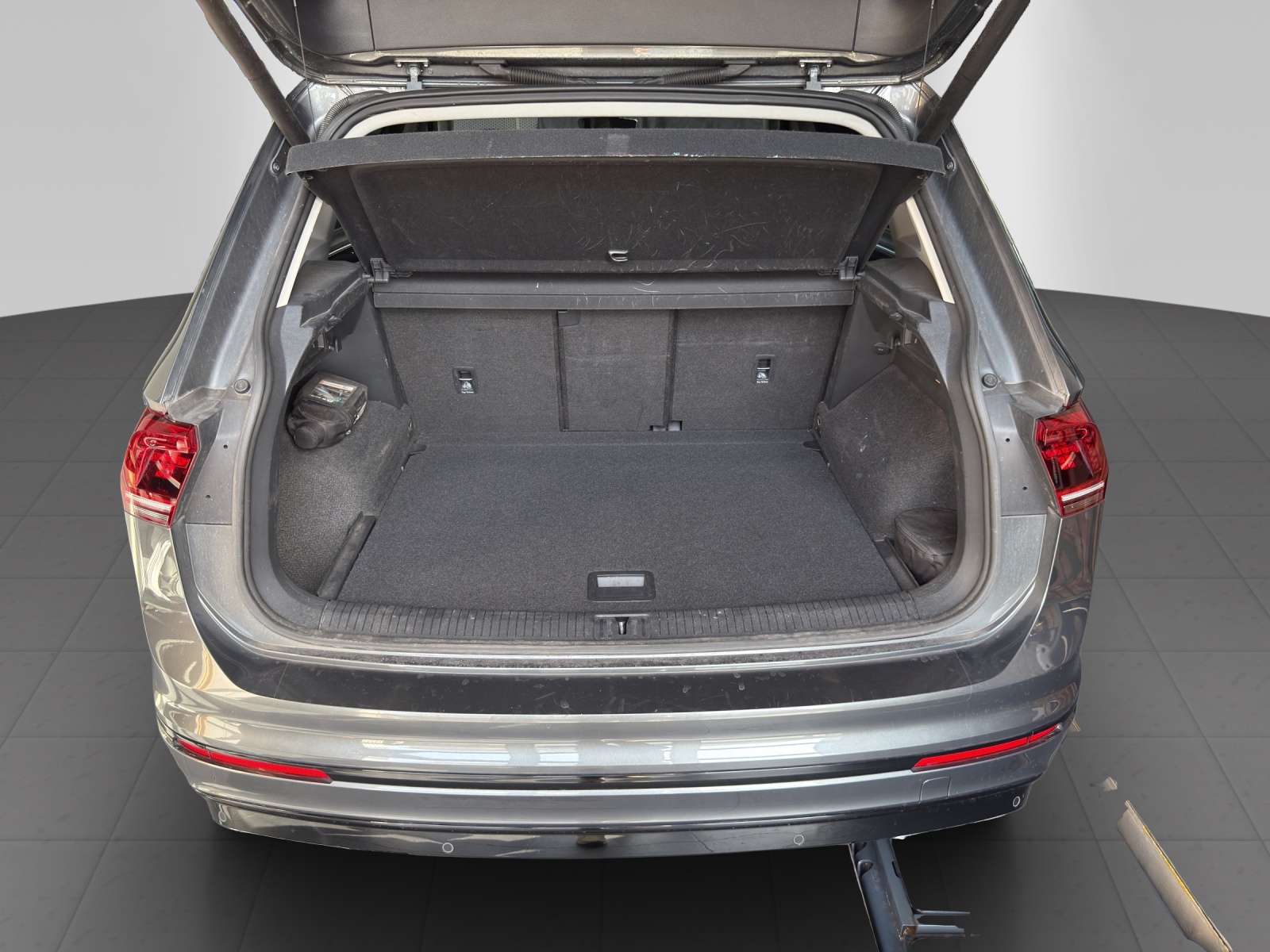 VW Tiguan 2.0 TDI SCR Highline 4Motion DSG-image-10