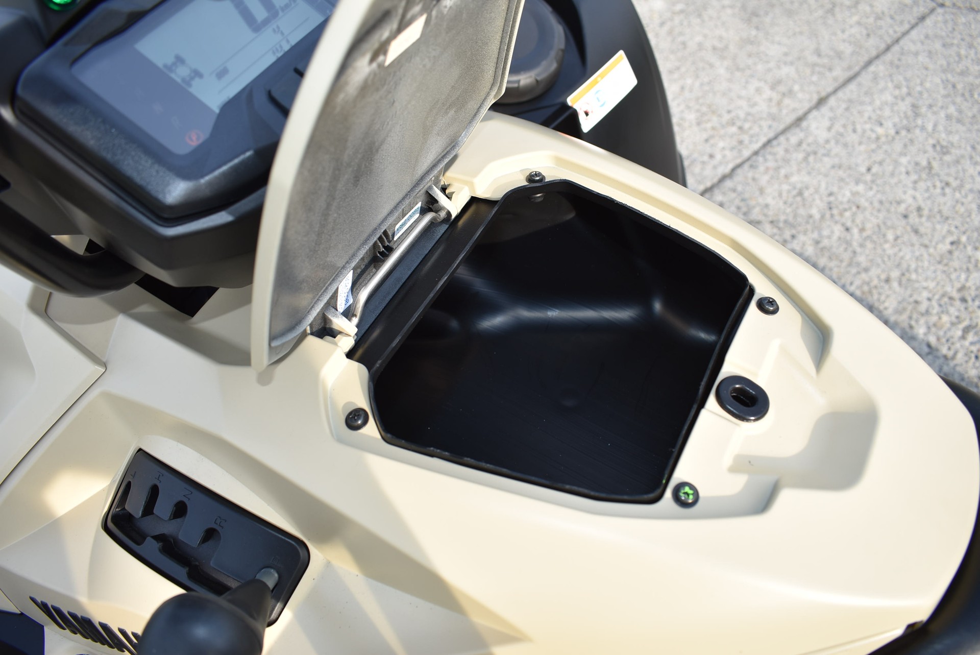 YAMAHA YFM 700 Grizzy SE 4x4-image-8