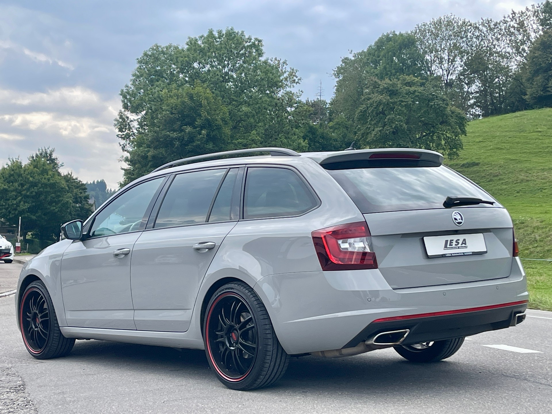 SKODA Octavia Combi 2.0 TDI RS 4x4 DSG-showroom-element-2