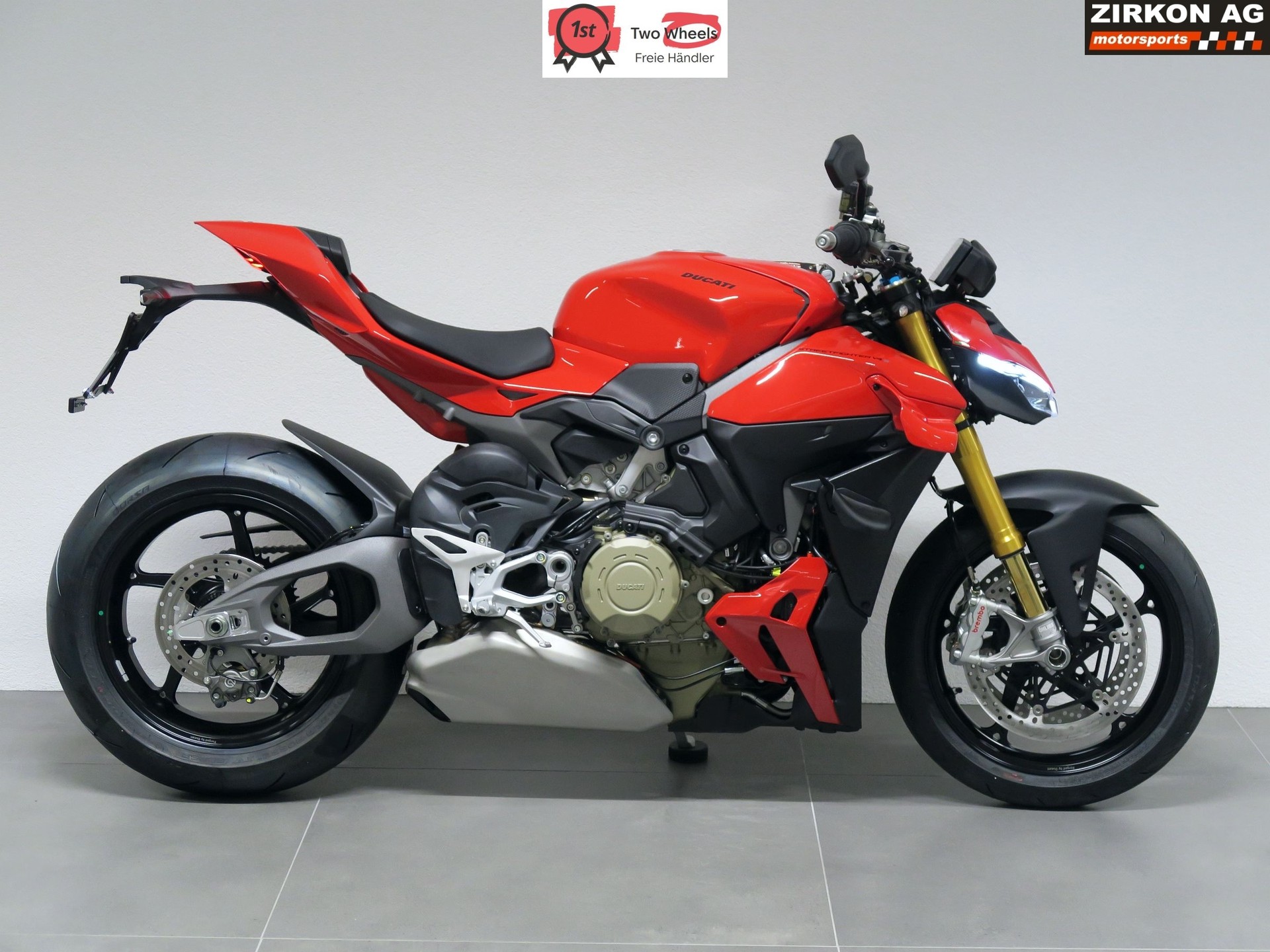 DUCATI Streetfighter V4 S