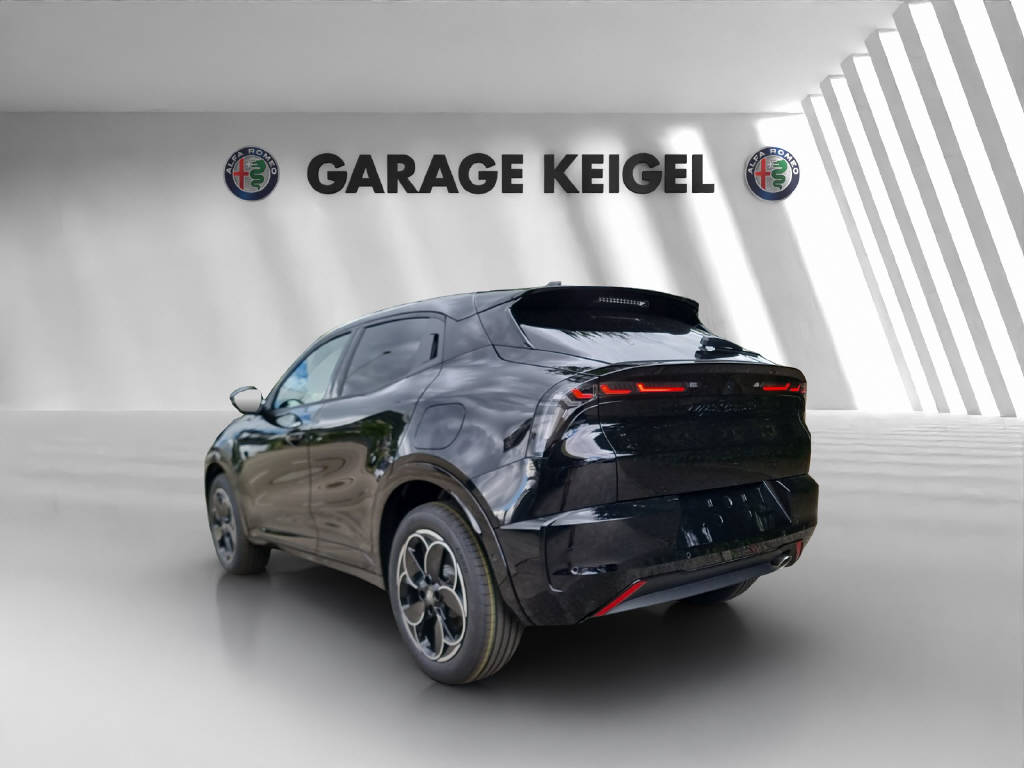 ALFA ROMEO Junior 1.2 Ibrida Q4-image-2