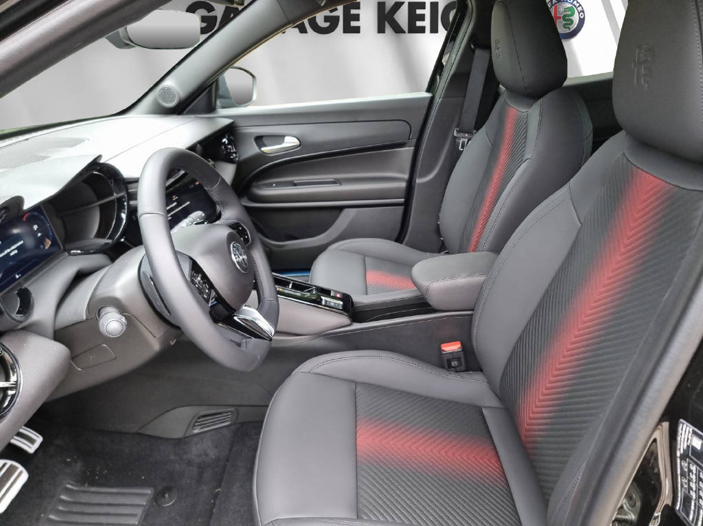 ALFA ROMEO Junior 1.2 Ibrida Q4-image-3