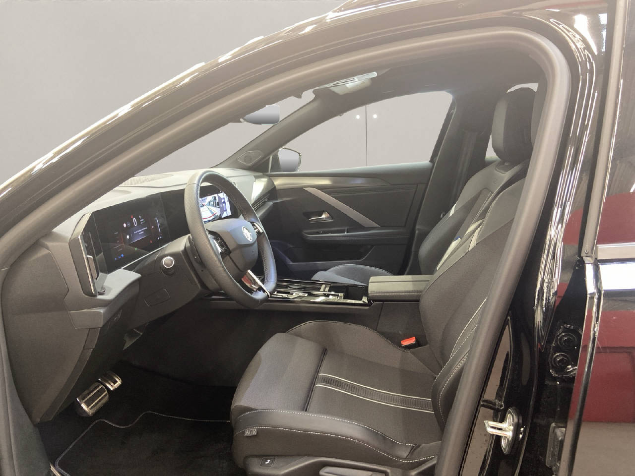 OPEL Astra Sports Tourer GS 1.6 T PHEV-image-4
