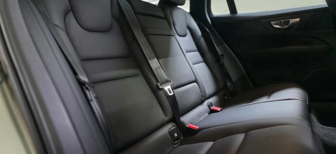 VOLVO V60 T5 Inscription Geartronic *CH-Fahrzeug*-image-28