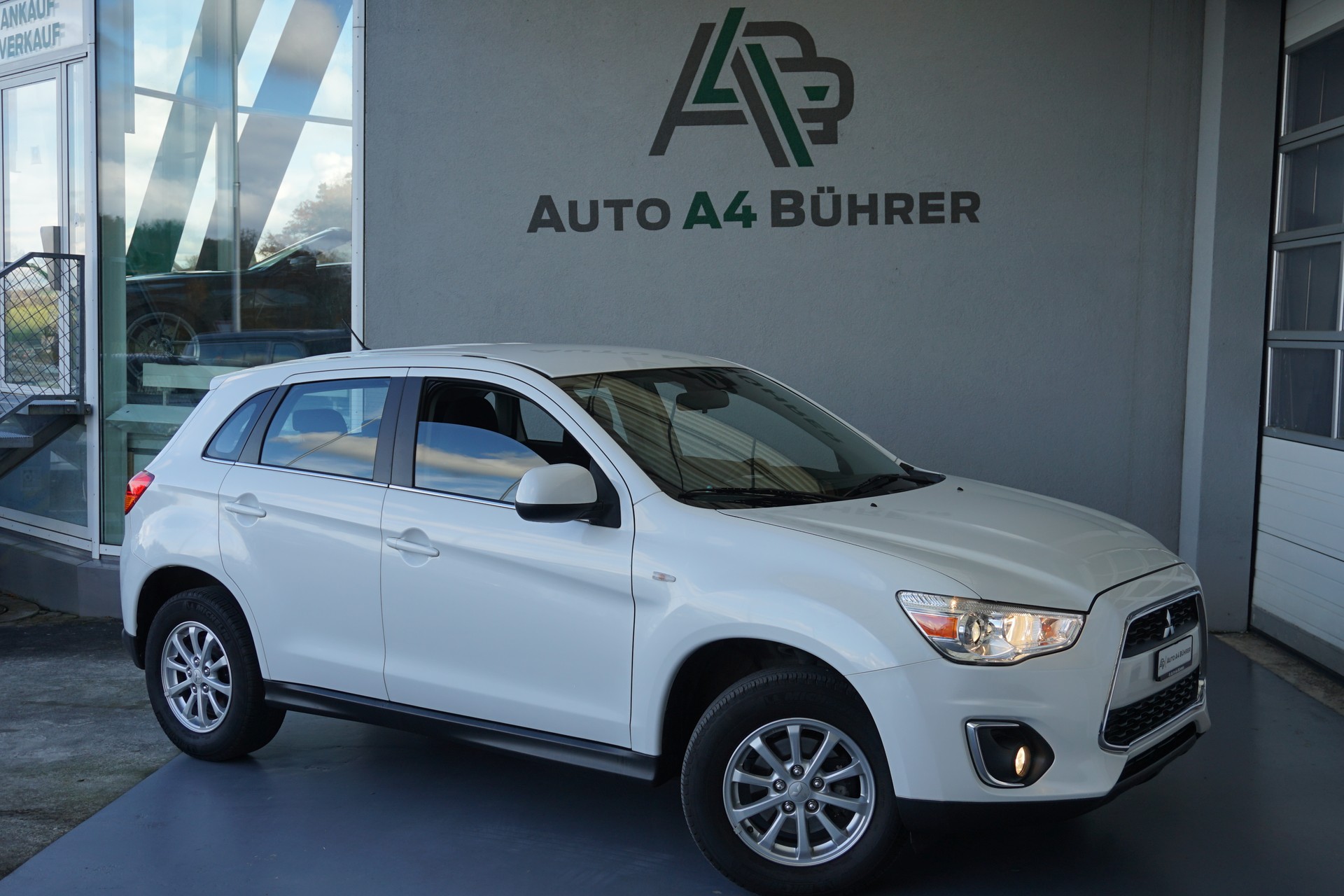 MITSUBISHI ASX 2.2 DID Invite 4WD Automat 150PS-image-3