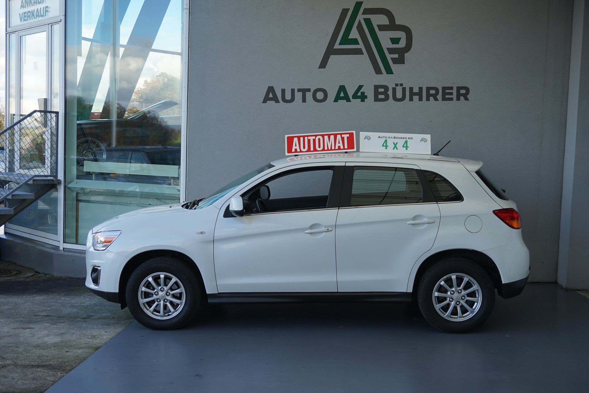 MITSUBISHI ASX 2.2 DID Invite 4WD Automat 150PS-image-0
