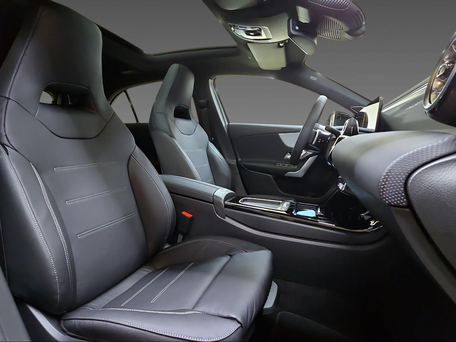 MERCEDES-BENZ A 250 4Matic-image-9
