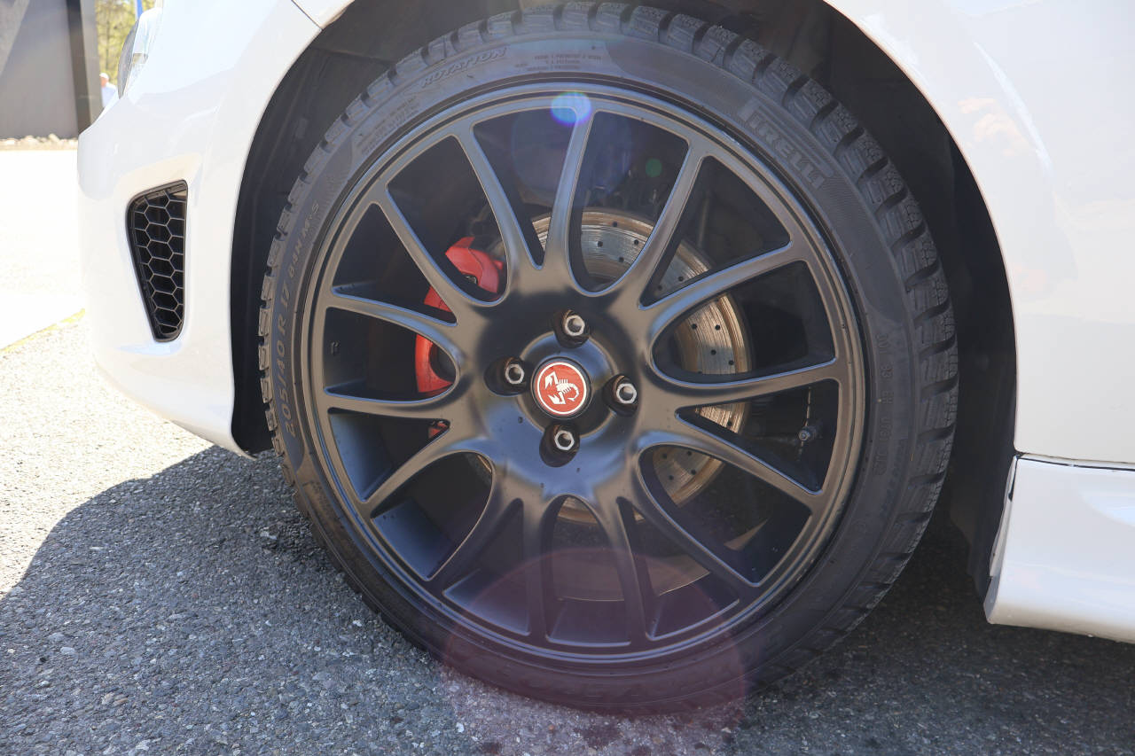 FIAT 595 Abarth 1.4 T-Jet 165 F595-image-12