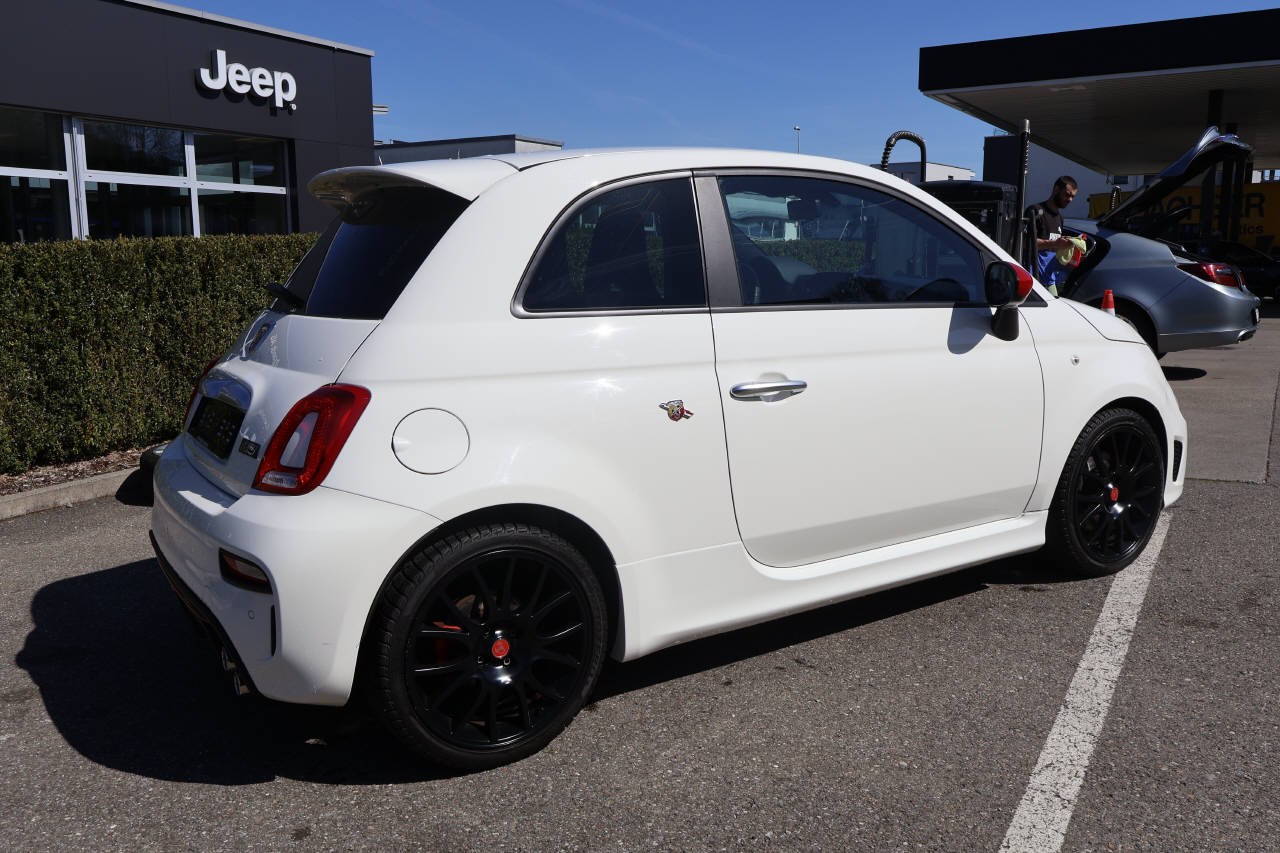 FIAT 595 Abarth 1.4 T-Jet 165 F595-image-2