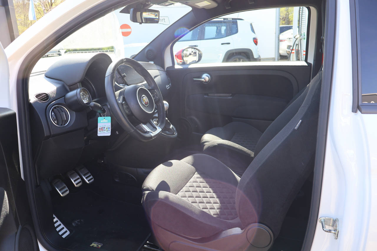 FIAT 595 Abarth 1.4 T-Jet 165 F595-image-9