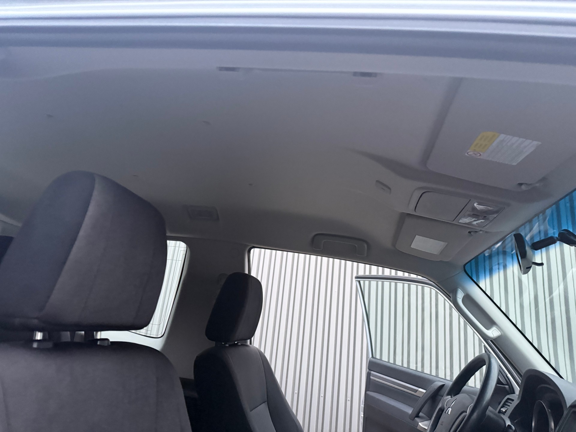 MITSUBISHI Pajero 3.2 DI-D Super Jubilé-image-17
