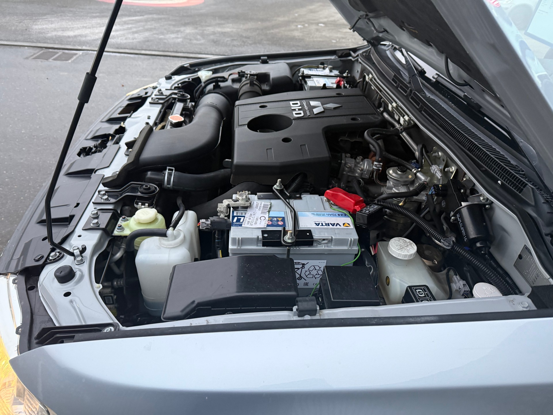 MITSUBISHI Pajero 3.2 DI-D Super Jubilé-image-28