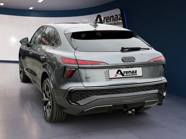 AUDI Q3 Sportback e-hybrid 200 kW S tronig-image-2