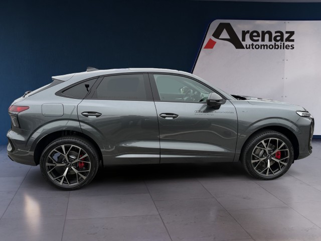 AUDI Q3 Sportback e-hybrid 200 kW S tronig-image-5