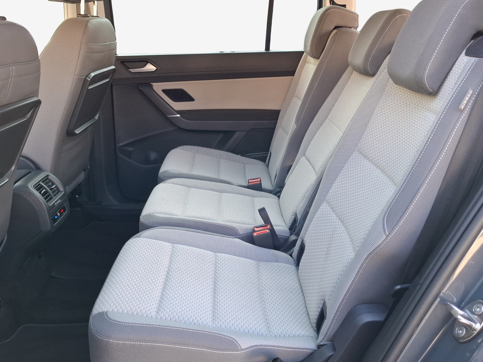 VW Touran 1.5 TSI EVO Comfortline DSG-image-11