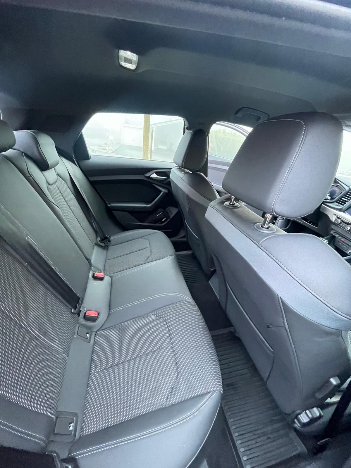 AUDI A1 Sportback 30 TFSI advanced Attraction S-tronic-image-4